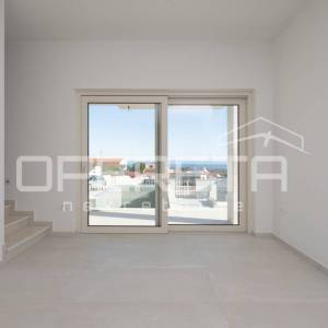 Istra, Ližnjan, moderna kuća sa pogledom na more, novogradnja, miran dio naselja