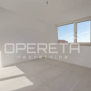 Istra, Ližnjan, moderna kuća sa pogledom na more, novogradnja, miran dio naselja