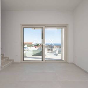  ISTRA, LIŽNJAN - Nova vila s prekrasnim pogledom na more!