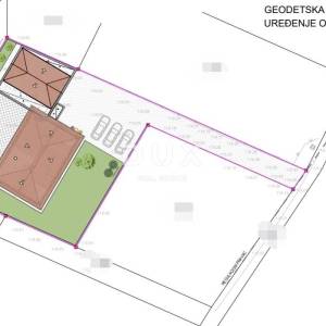 ISTRA, LOBORIKA - Zemljište s građevinskom dozvolom! 