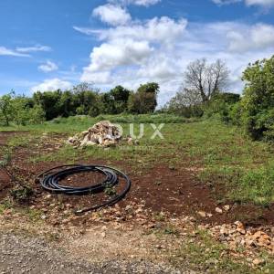 ISTRA, MARČANA - Građevinsko zemljište s građevinskom dozvolom 