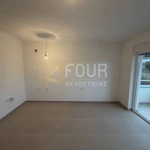 Istra, Medulin, novogradnja, 2s+db, terasa