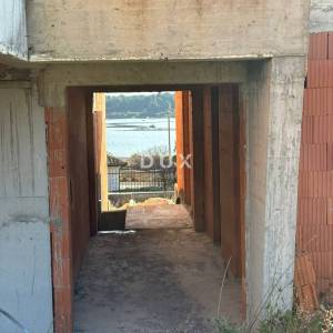 ISTRA, MEDULIN - Vaš san na moru! Dvojna kuća s pogledom na more sa svih etaža, ROH BAU, EKSKLUZIVNO! 