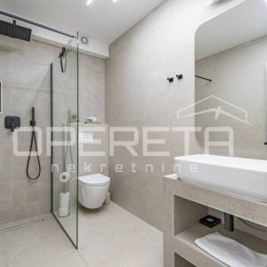 Istra, Poreč okolica- Moderna dvojna kuća s bazenom