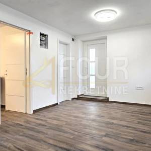 Istra, Pula, Centar, 1s+db, terasa, pogled na more