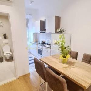 Istra, Pula - centar, adaptiran stan, odličan za investiciju!