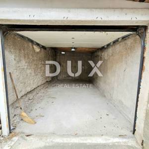 ISTRA, PULA, CENTAR - Uređena garaža na zanimljivoj lokaciji