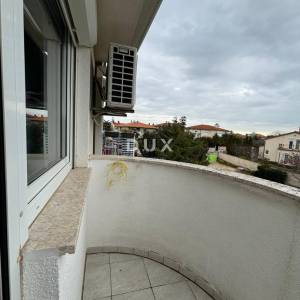 ISTRA, PULA Dvoetažni stan s terasom u blizini centra grada! 