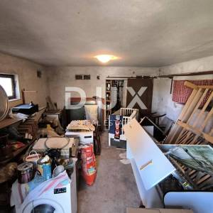 ISTRA, PULA - Dvoetažni stan s vrtom i garažom u blizini plaže