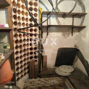 ISTRA, PULA - Dvoetažni stan s vrtom i garažom u blizini plaže