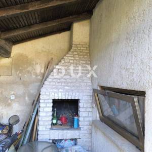 ISTRA, PULA - Dvoetažni stan s vrtom i garažom u blizini plaže