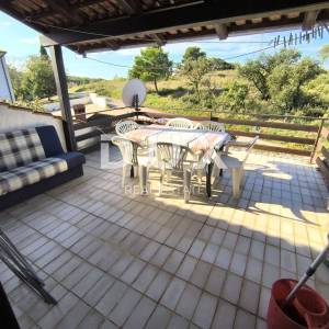 ISTRA, PULA - Dvoetažni stan s vrtom i garažom u blizini plaže