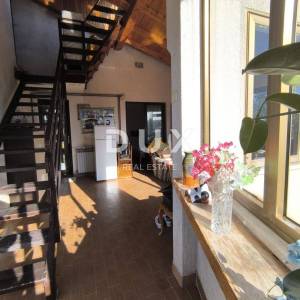 ISTRA, PULA - Dvoetažni stan s vrtom i garažom u blizini plaže