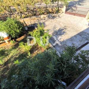 ISTRA, PULA - Dvoetažni stan s vrtom i garažom u blizini plaže