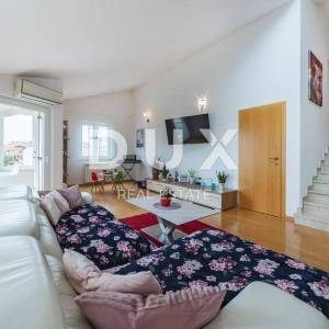 ISTRA, PULA, NOVA VERUDA - Dvoetažni apartman na traženoj lokaciji