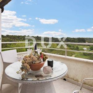 ISTRA, PULA, NOVA VERUDA - Dvoetažni apartman na traženoj lokaciji