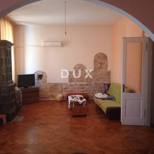 ISTRA, PULA – Prostrani stan s velikim potencijalom 