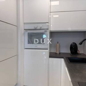 ISTRA, PULA Stan s pogledom na more i garažom na jedinstvenoj lokaciji!