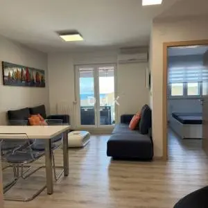 ISTRA, PULA Stan s pogledom na more i garažom na jedinstvenoj lokaciji!