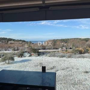 ISTRA, PULA Stan s pogledom na more i garažom na jedinstvenoj lokaciji!