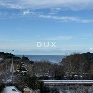 ISTRA, PULA Stan s pogledom na more i garažom na jedinstvenoj lokaciji!