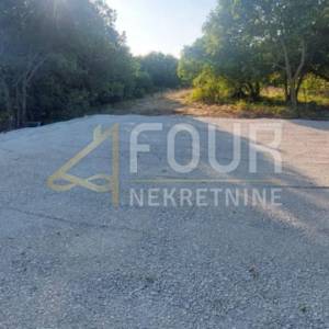 Istra, Roč, građevinsko zemljište, 569m2