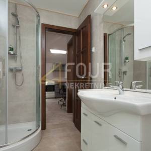 Istra, Rovinj, 1s+db, 43m2, pogled na more