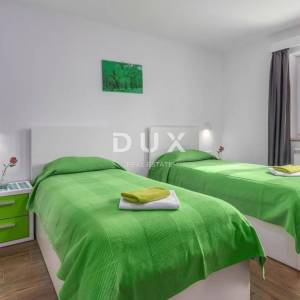 ISTRA, TINJAN - Kuća s bazenom na rubu naselja