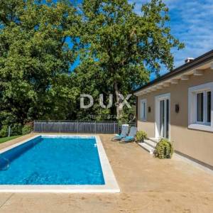 ISTRA, TINJAN - Kuća s bazenom na rubu naselja