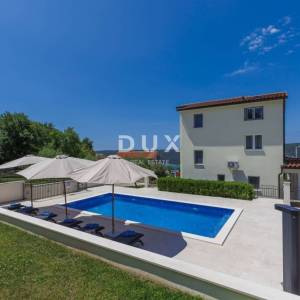 ISTRA, TRGET - Obiteljska kuća s pogledom na more 