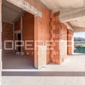 Istra, Višnjan okolica - Samostojeća kuća u roh bau fazi 