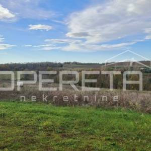 Istra, Vižinada- Građevinsko zemljište s lijepim pogledom