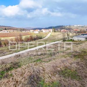 Istra, Vižinada- Građevinsko zemljište s lijepim pogledom