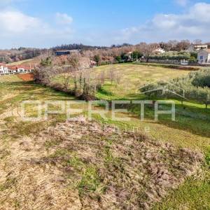 Istra, Vižinada- Građevinsko zemljište s lijepim pogledom