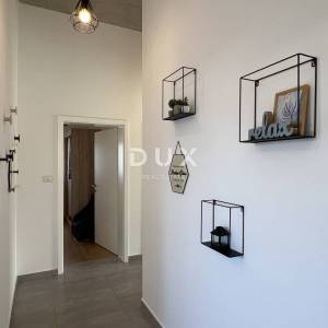 ISTRA, ŽMINJ – moderna vila s bazenom
