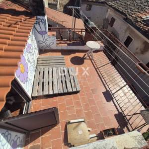 ISTRA,VODNJAN - Autentična kamena kuća s krovnom terasom u srcu Vodnjana, pogled na more