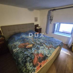 ISTRA,VODNJAN - Autentična kamena kuća s krovnom terasom u srcu Vodnjana, pogled na more