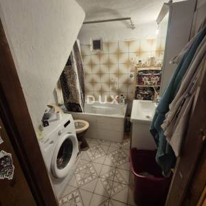 ISTRA,VODNJAN - Autentična kamena kuća s krovnom terasom u srcu Vodnjana, pogled na more