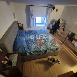 ISTRA,VODNJAN - Autentična kamena kuća s krovnom terasom u srcu Vodnjana, pogled na more