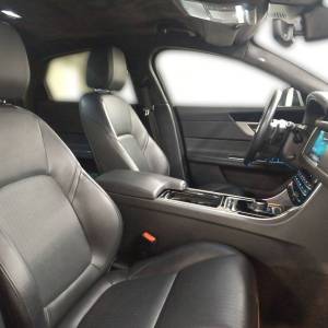 Jaguar XF PRESTIGE 2.0D 180 - 3 godine jamstva