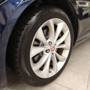 Jaguar XF PRESTIGE 2.0D 180 - 3 godine jamstva