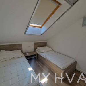 Jedinstvena kuća prvi red do mora u Jelsi/Vrboskoj