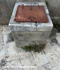 Kamena dalmatinska villa u staroj jezgri- idealna investicijska prilika- Supetar!