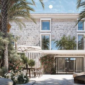 Kamena dalmatinska villa u staroj jezgri- idealna investicijska prilika- Supetar!