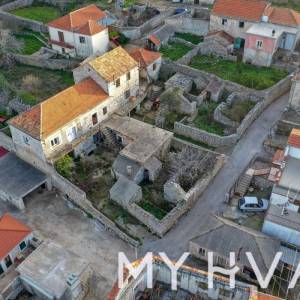 Kamena kuća sa dvorom u Poljicima