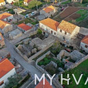 Kamena kuća sa dvorom u Poljicima