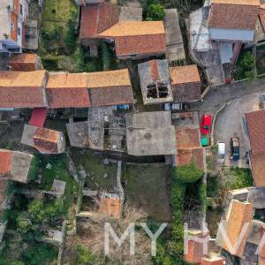 Kamena kuća sa mostom u Vrbanju