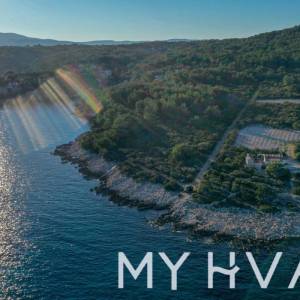 Kamena kuća sa privatnom plažom