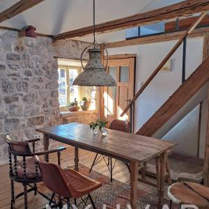 Kamena kuća u srcu Starog Grada