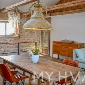 Kamena kuća u srcu Starog Grada